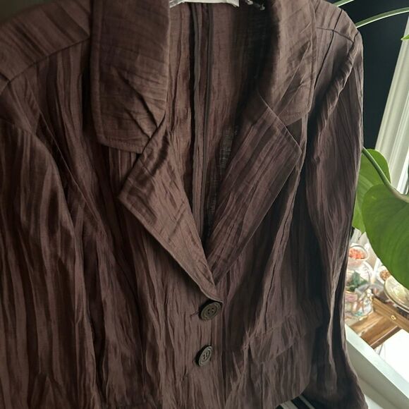 Elegant Brown Blazer for Women 10 - Picture 10 of 11